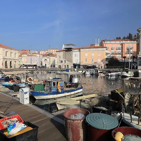 Redrose Piran Apartment Exterior photo
